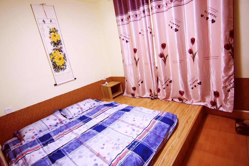 Lan Shan Chu Youth Hostel Yangshuo Zimmer foto
